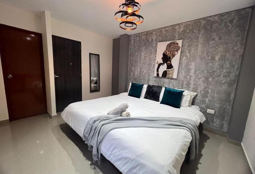 ペンション Montes De Beraka