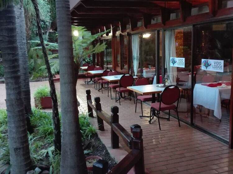 פנסיון Vido Lodge And Conference Centre