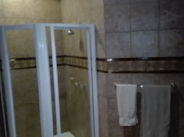 פנסיון Vido Lodge And Conference Centre