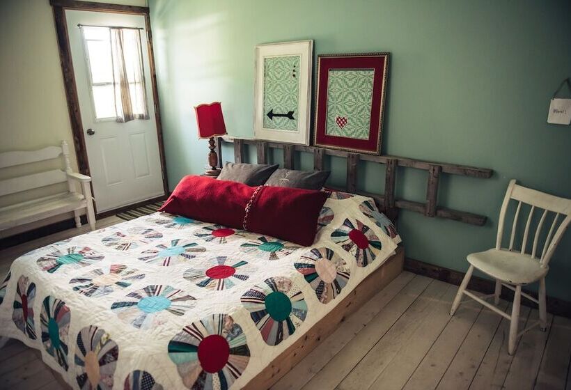 Общежитие Auberge Et Salle De Spectacle La Fascine