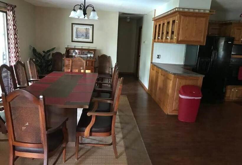 호스텔 Tanglewood Lodge