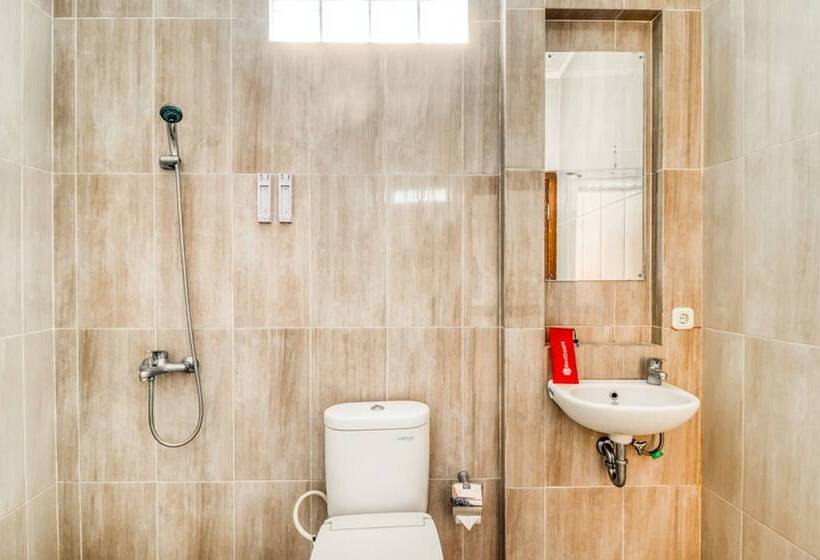 민박 Reddoorz Plus Near Lempuyangan Station 4