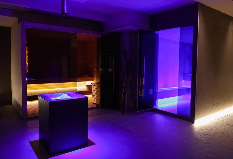 Moma Hotel Wellness & Spa