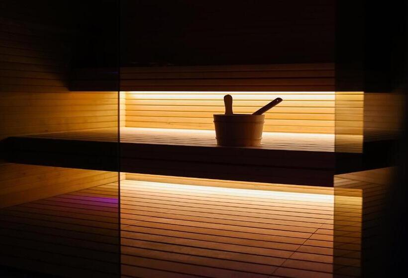 Moma Hotel Wellness & Spa