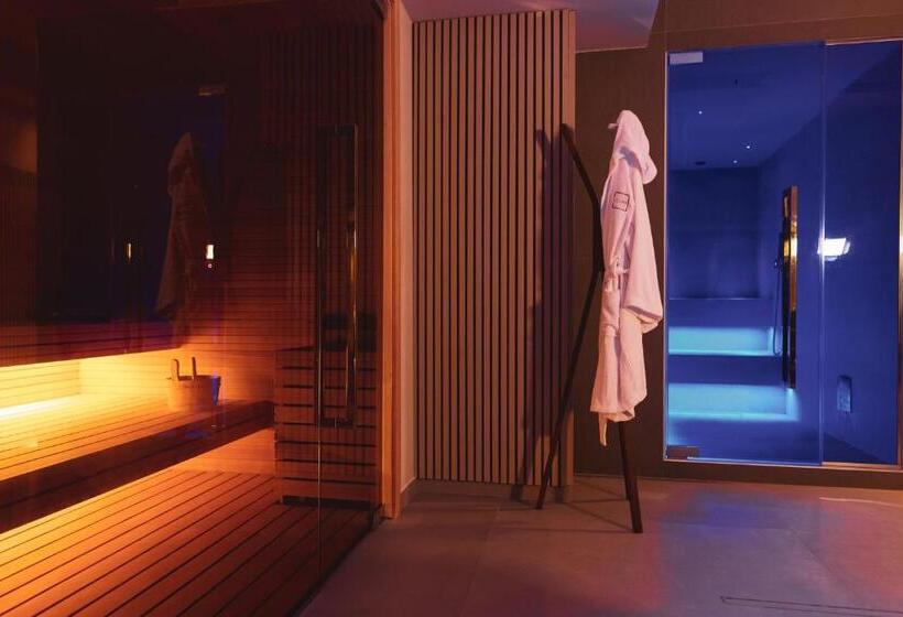 Moma Hotel Wellness & Spa