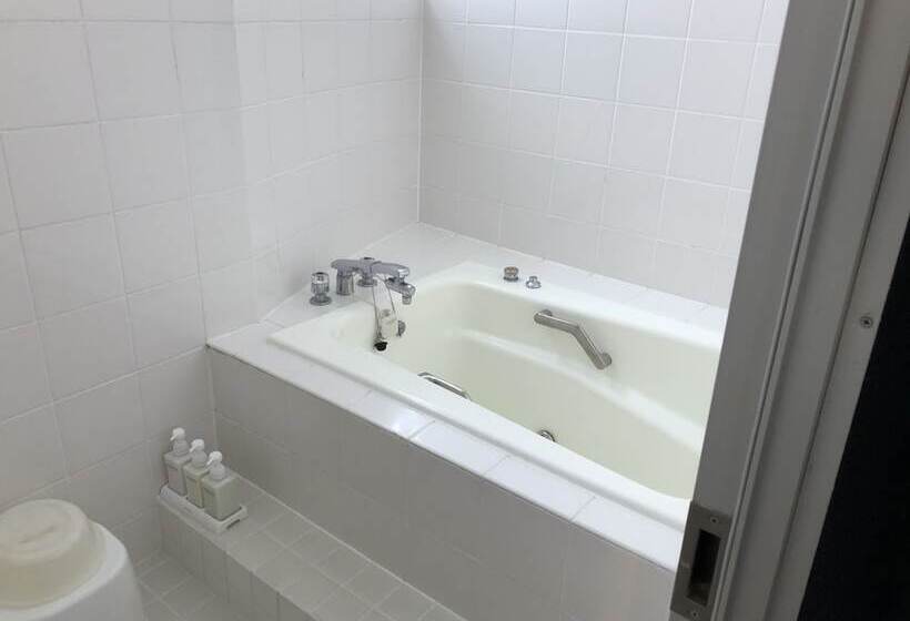 Nishikawaguchi Station Hotel Stay Lounge