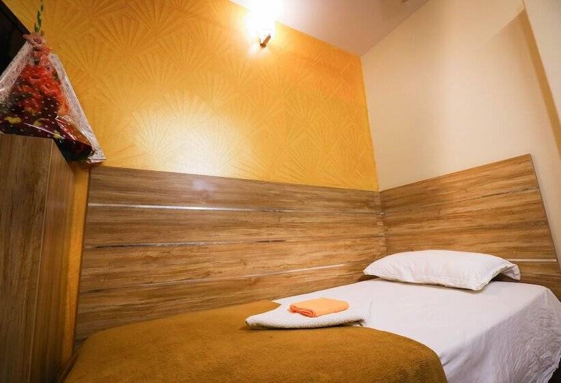 호텔 Vajra Heritage