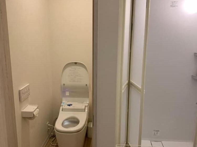 膳宿费 Koyasan Guest House Tommy