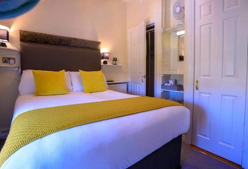 פנסיון The Waterfront