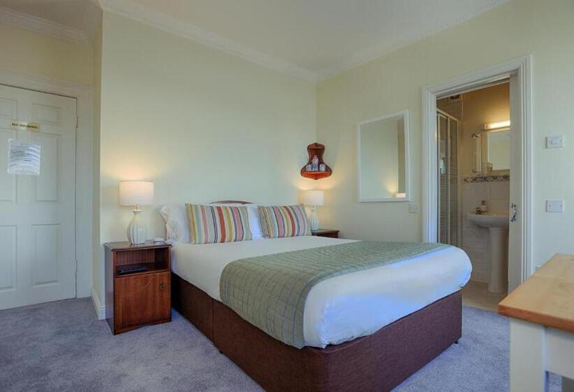 פנסיון The Waterfront