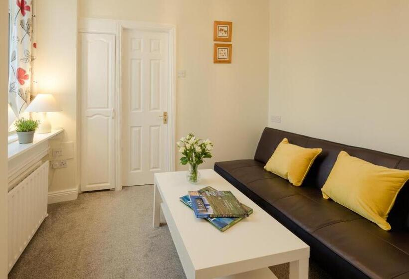 Пансион The Waterfront