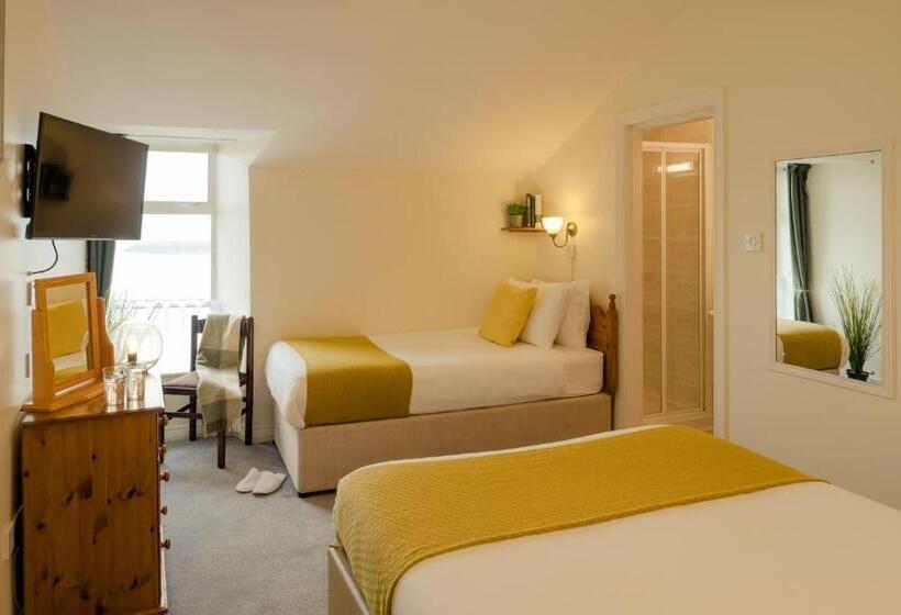 Пансион The Waterfront