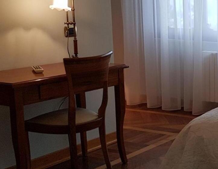 פנסיון Villa Delle Rose   Hotel Paradiso