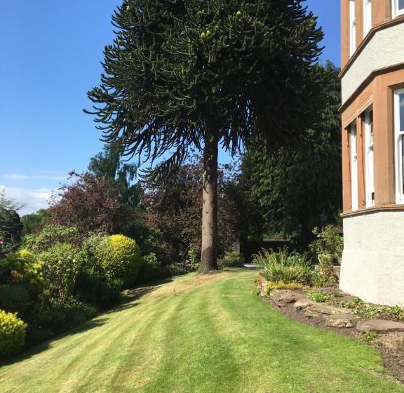 펜션 Woodcroft House