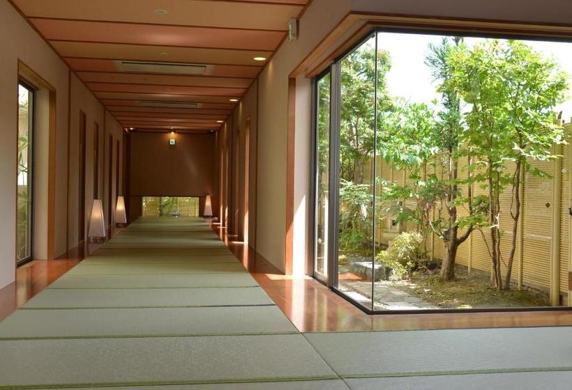 Ryokan Amaharashi Onsen Isohanabi