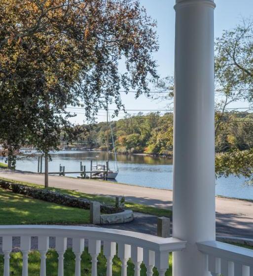 צימר Margin Street Inn