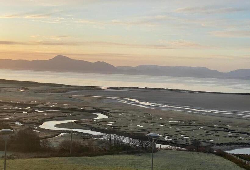 Bed and Breakfast Mcloughlins Of Mulranny