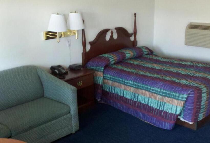 Отель Four Oaks Lodging