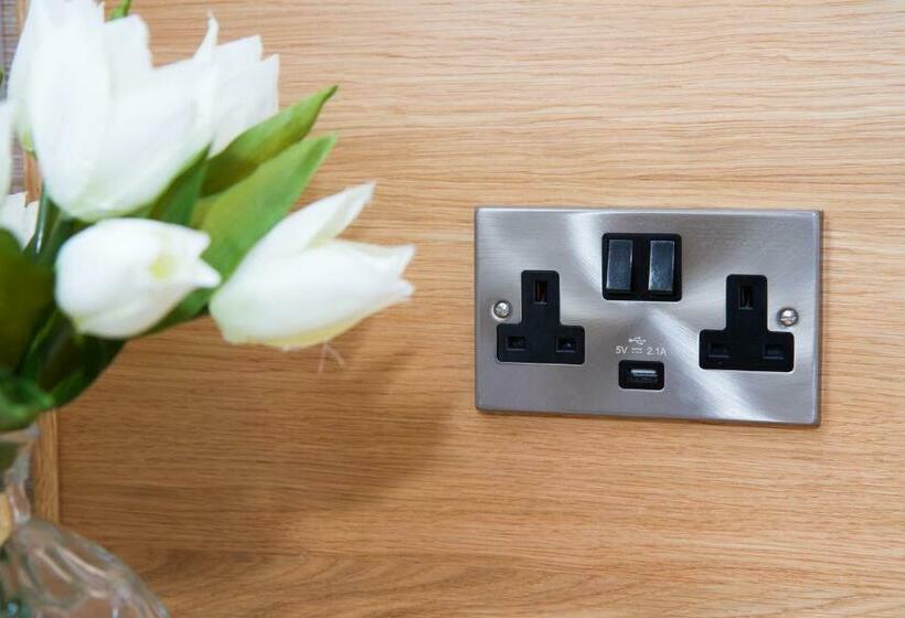 Отель Hill Park