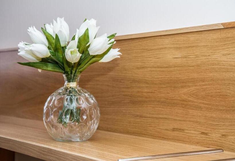 Отель Hill Park