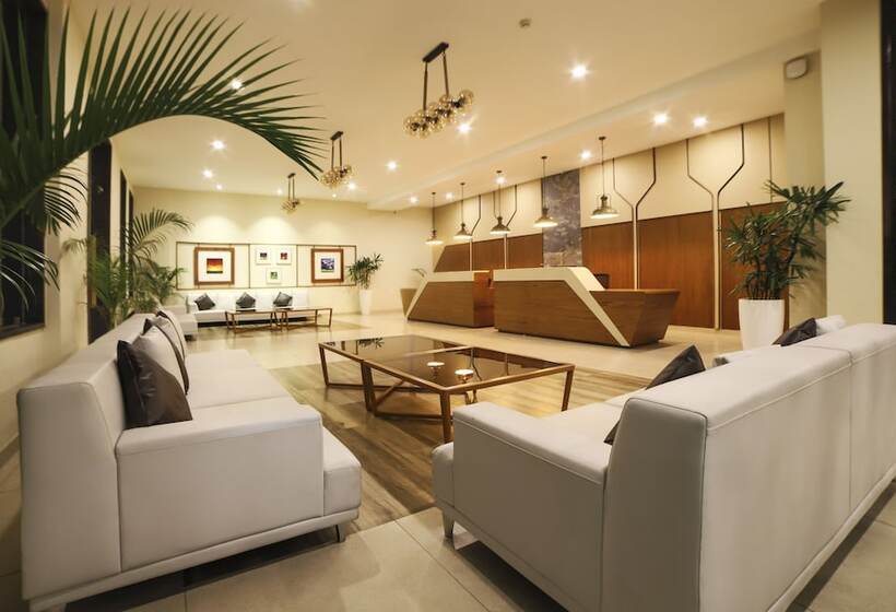 בית מלון כפרי Justa Rangers Munnar