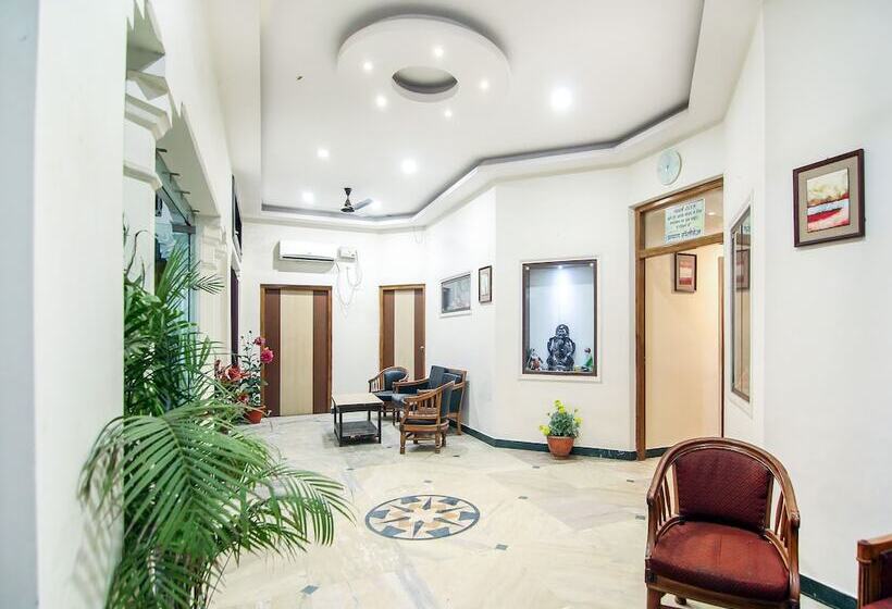 ホテル Lukergunj Holidays