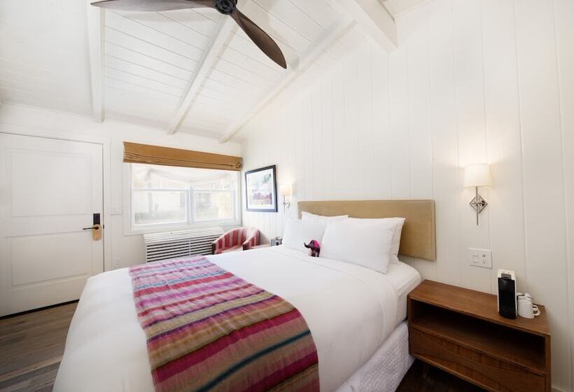 فندق Skyview Los Alamos  21 & Over Pool