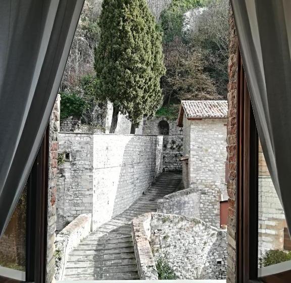 بنسيون Civico 10