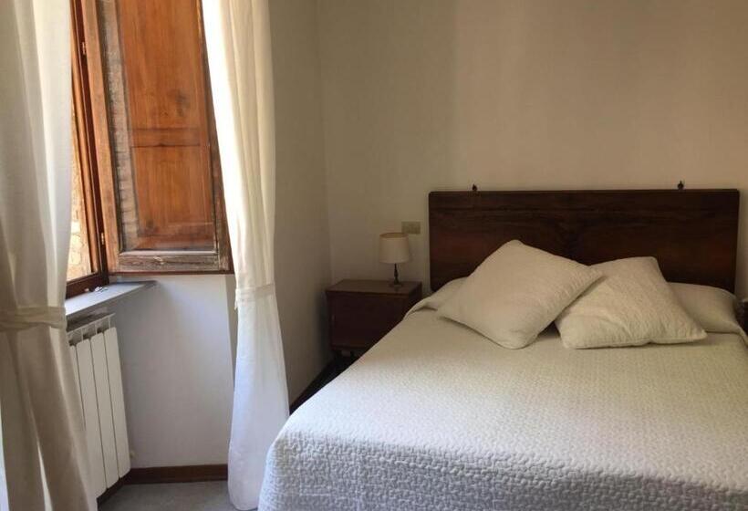 بنسيون Civico 10