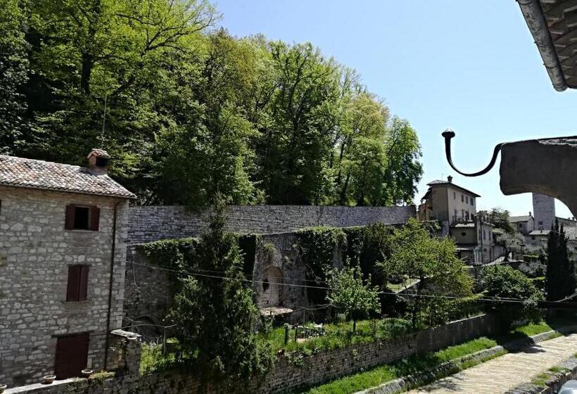 بنسيون Civico 10