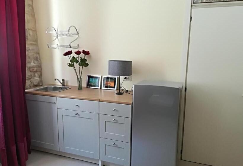 بنسيون Civico 10