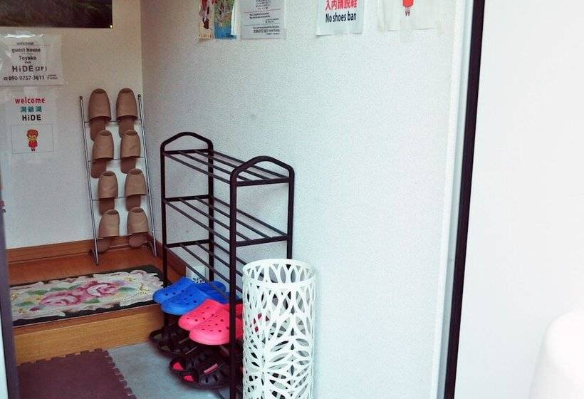 פנסיון Guest House Hide