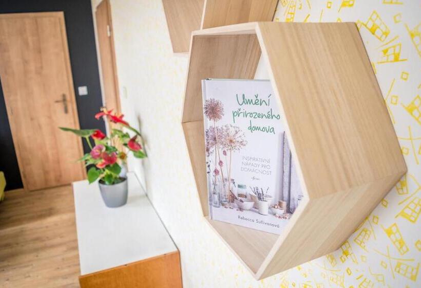 بنسيون U čmeláků