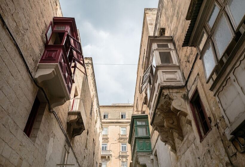 پانسیون Valletta Kampnar City Living