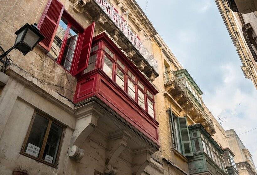پانسیون Valletta Kampnar City Living