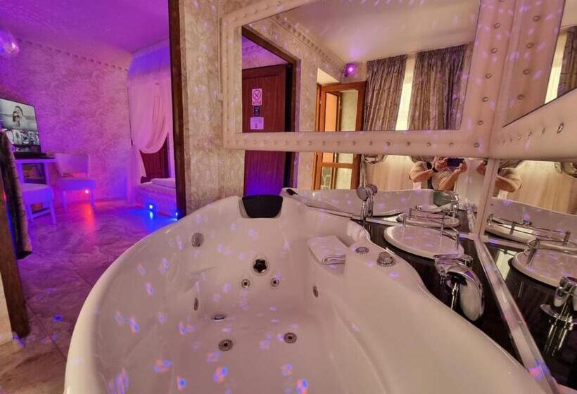 Anadi Hotel Boutique Only Adult