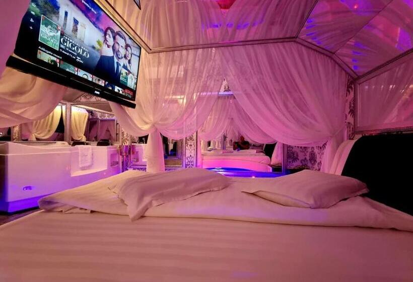 Anadi Hotel Boutique Only Adult