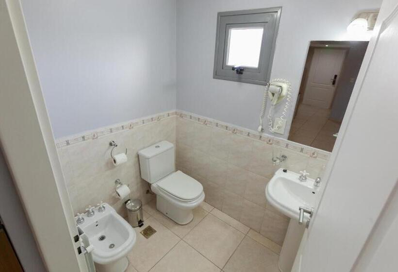 Apart Hotel Rivadavia 815