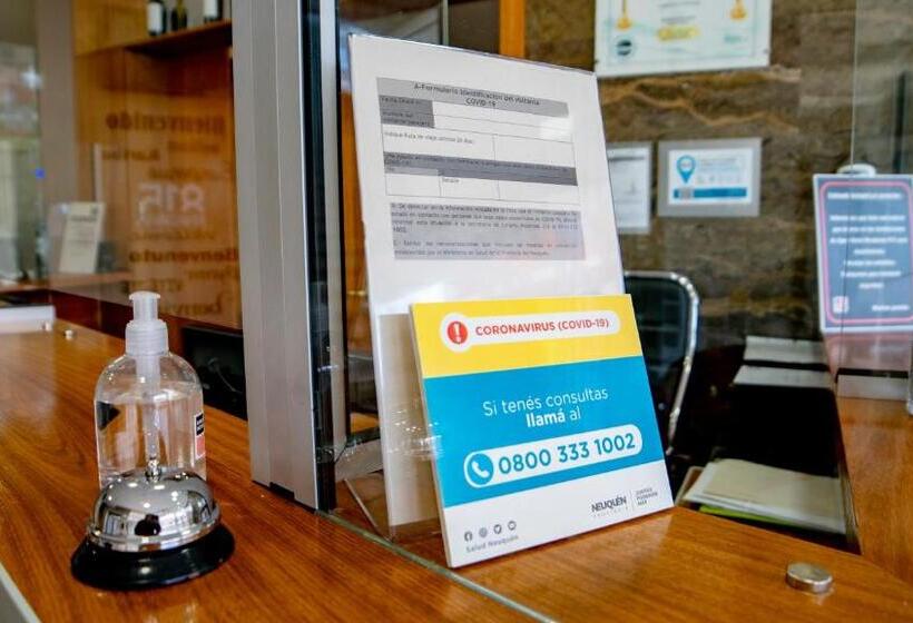 Apart Hotel Rivadavia 815