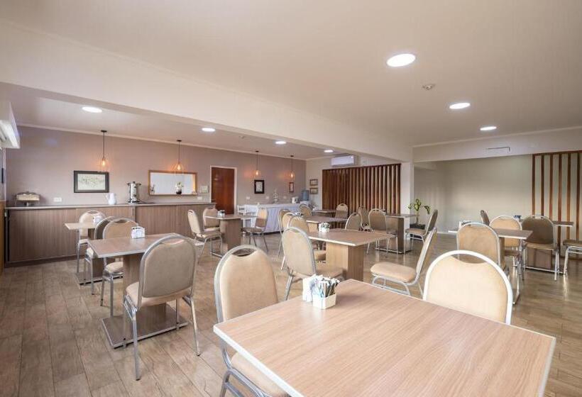 Apart Hotel Rivadavia 815