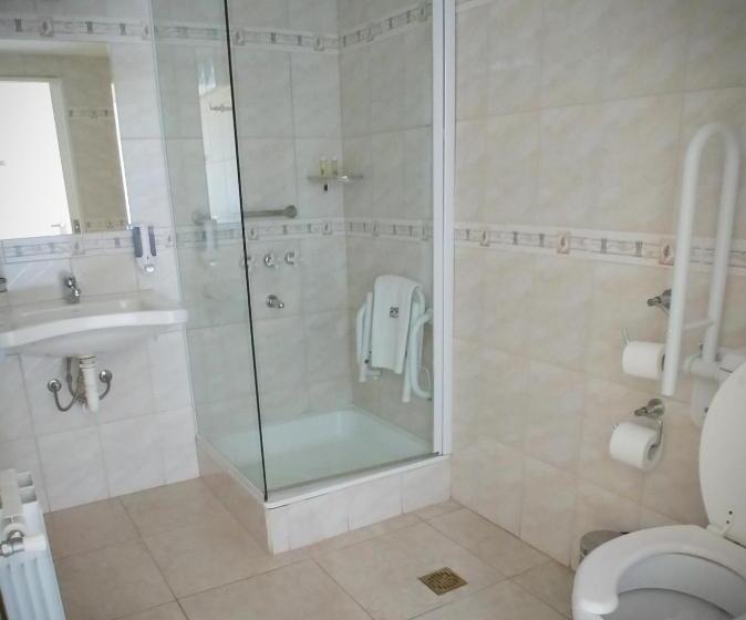 Apart Hotel Rivadavia 815