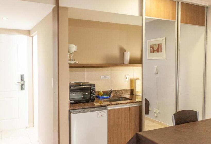 Apart Hotel Rivadavia 815