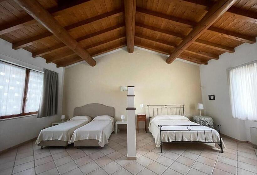 فندق Agriturismo Bitturelli
