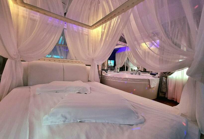 Anadi Hotel Boutique Only Adult