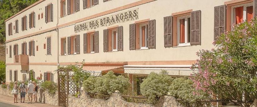 Отель Des Etrangers