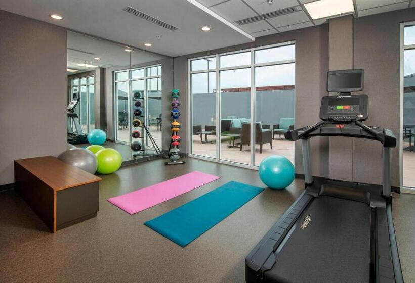 호텔 Fairfield Inn & Suites By Marriott Harrisburg International Airport