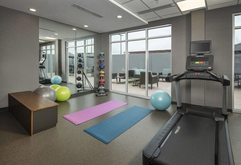 호텔 Fairfield Inn & Suites By Marriott Harrisburg International Airport