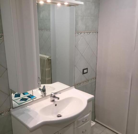 Отель Lalunanera