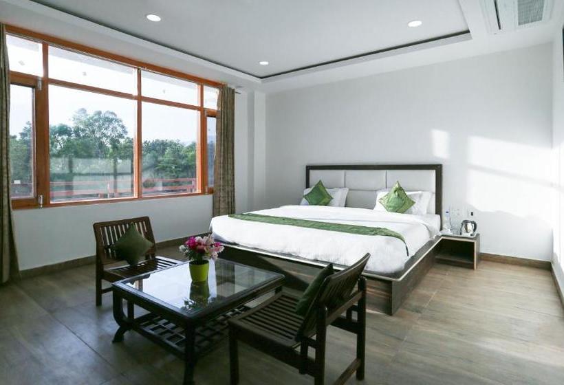 هتل Treebo Tryst The Trance