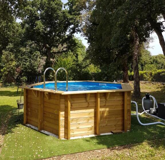 Пансион Corsica Paddock